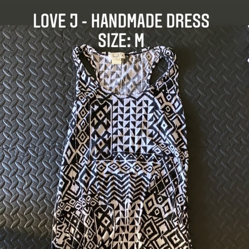 Black and white dress